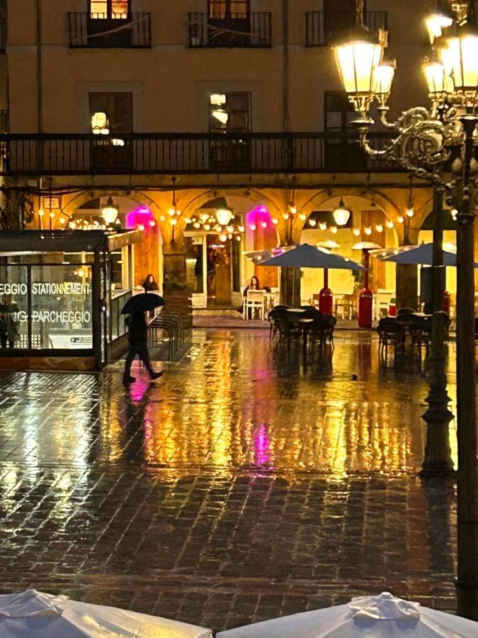 Plaza Mayor Leon - Bohemia Exterior photo